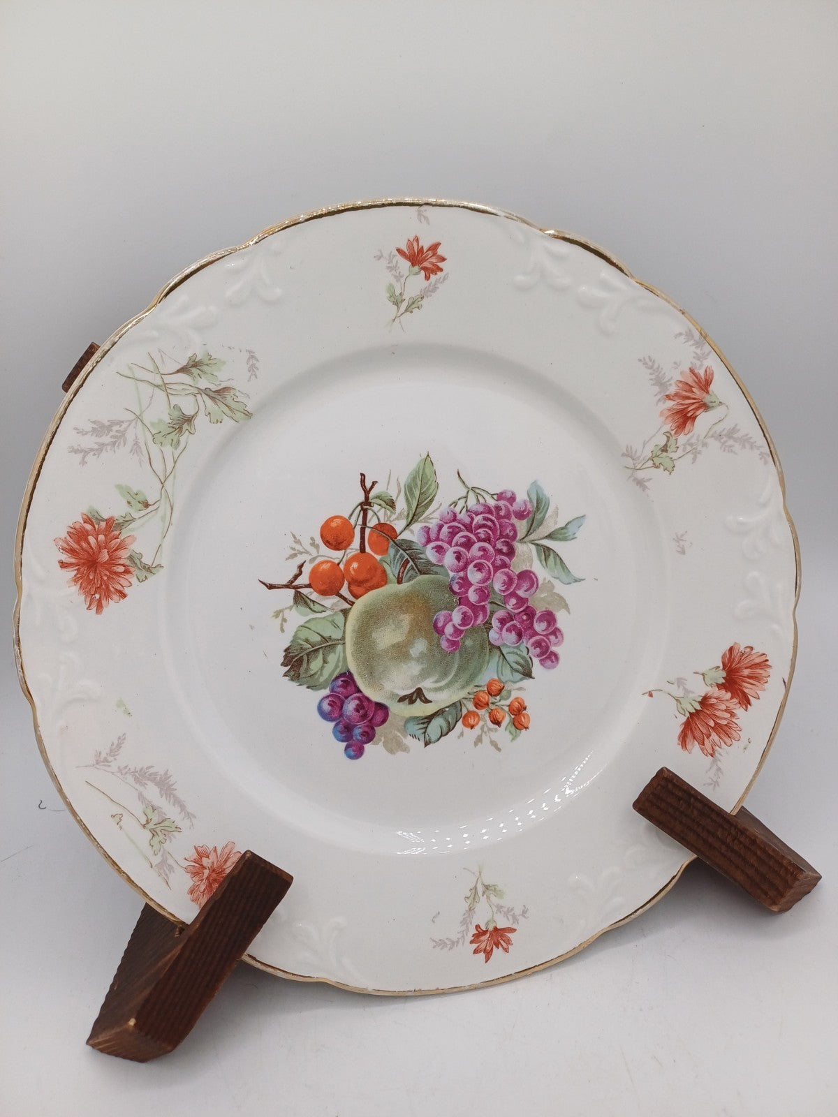 Lot de 11 Assiettes à Dessert – Luneville, France – Décor Floral et Fruité AR CONCEPT