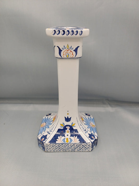 Petit bougeoir en faïence peint à la main – Signé FM – Style Delft
