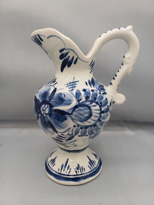 Petit vase / pichet en faïence de Delft - Décor floral bleu peint à la main
