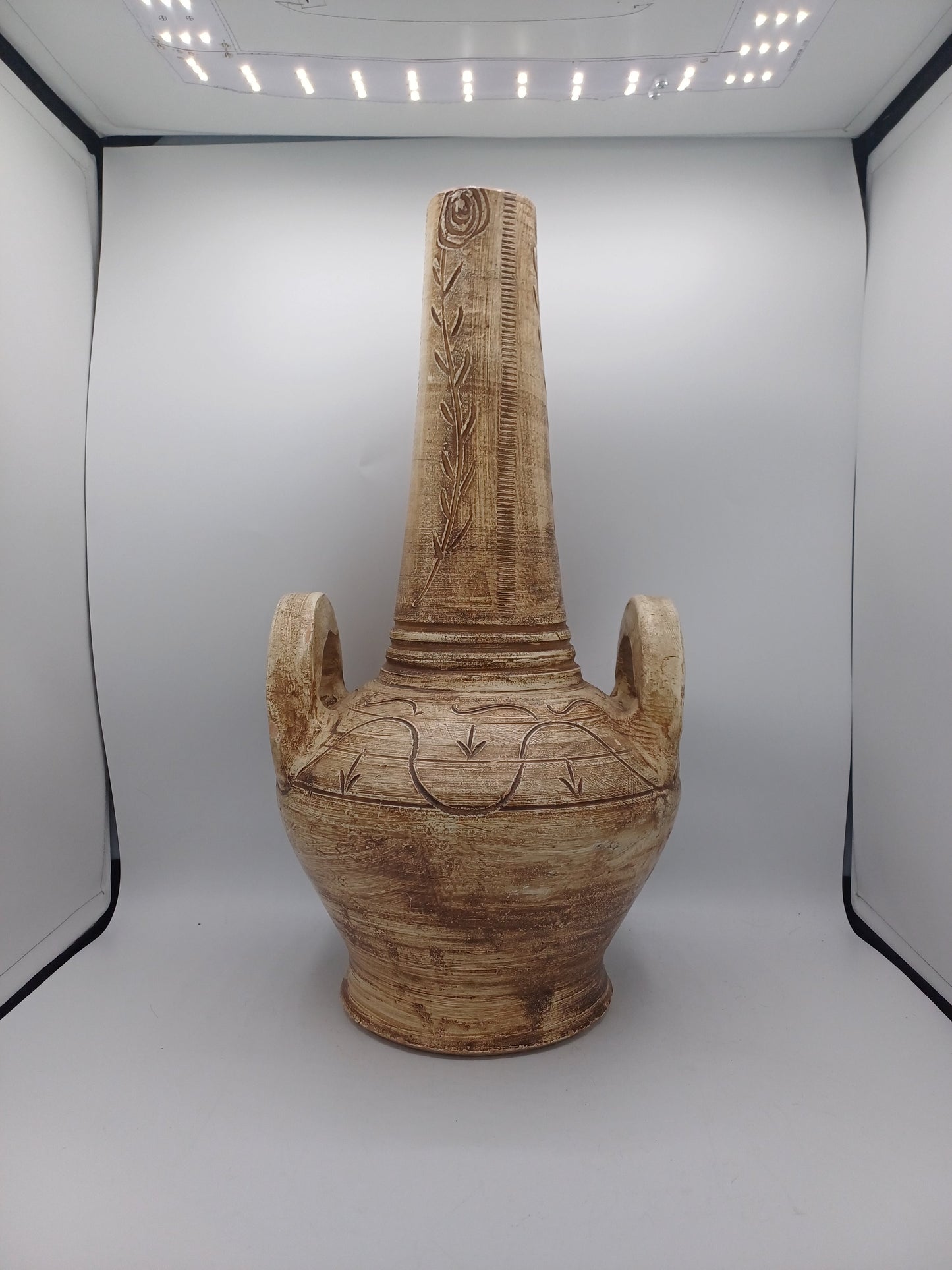 Vase Ancien en Plâtre avec Dessin de Fleur Vintage AR CONCEPT