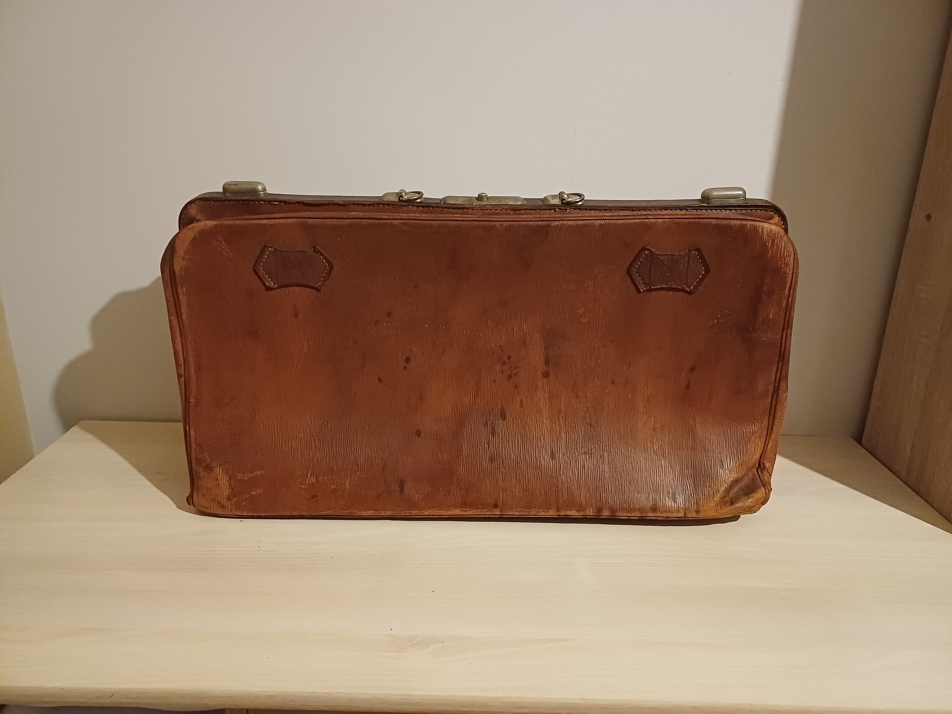 Ancienne Valise du XIXe-XXe Siècle de Couleur Marron AR CONCEPT