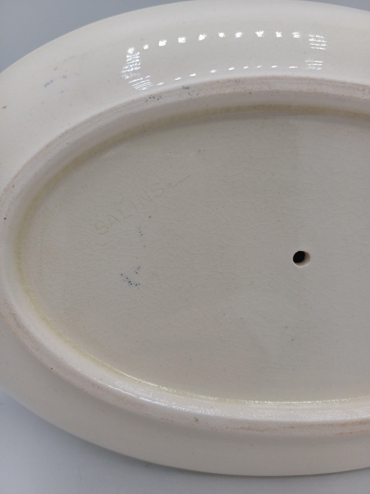 Saucière en Terre de Fer – Salins, Décor Guirlandes Louis XVI AR CONCEPT