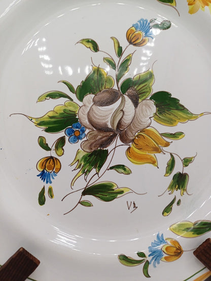 Assiette en Faïence de Vieux Rodez – Décor floral - Collection AR CONCEPT