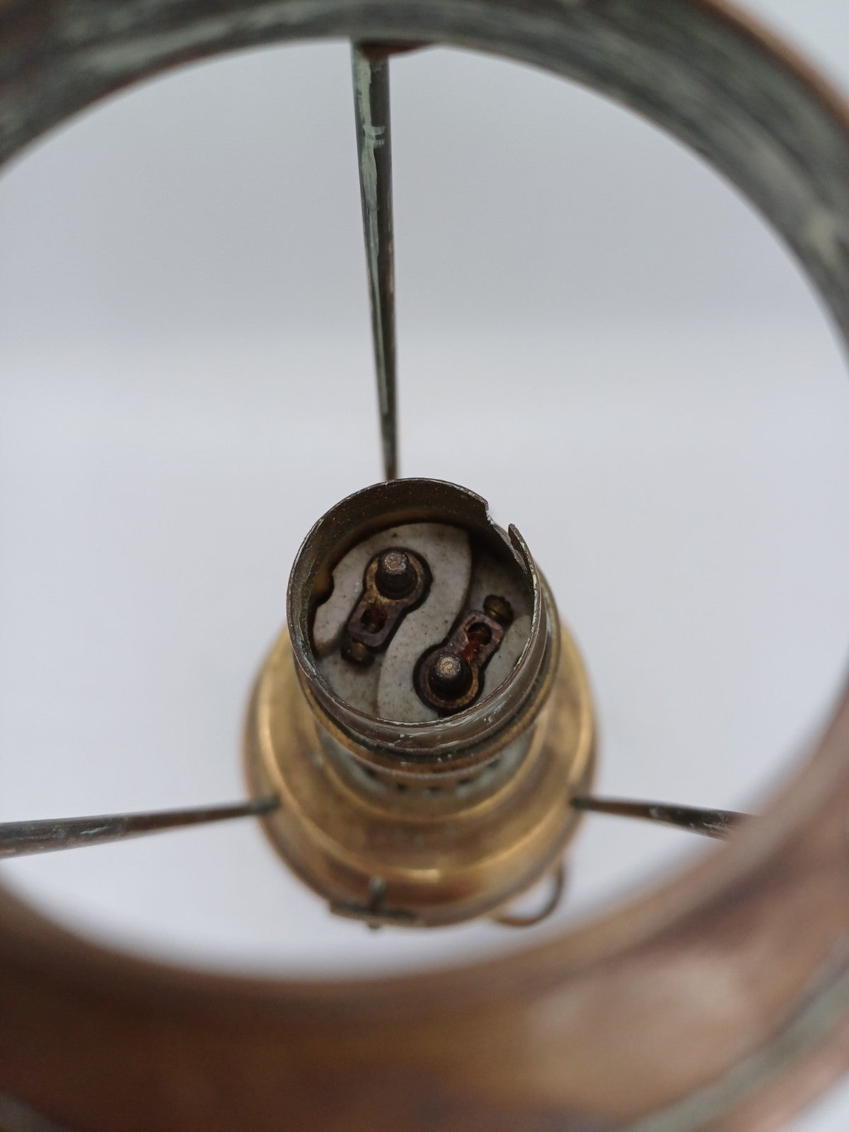 Ancienne lampe en laiton – Vintage AR CONCEPT