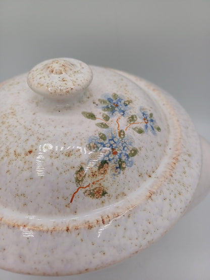 Petite Soupière en Porcelaine à Décor Floral – XXème siècle AR CONCEPT