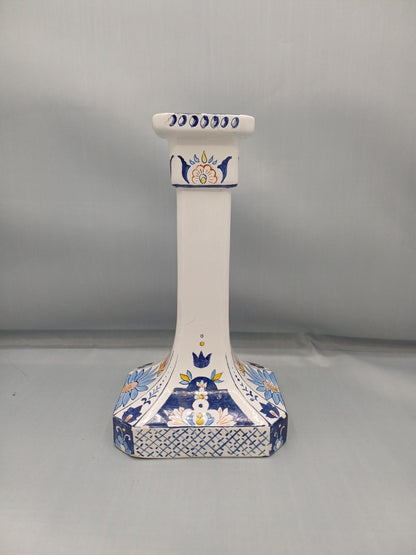 Petit bougeoir en faïence peint à la main – Signé FM – Style Delft
