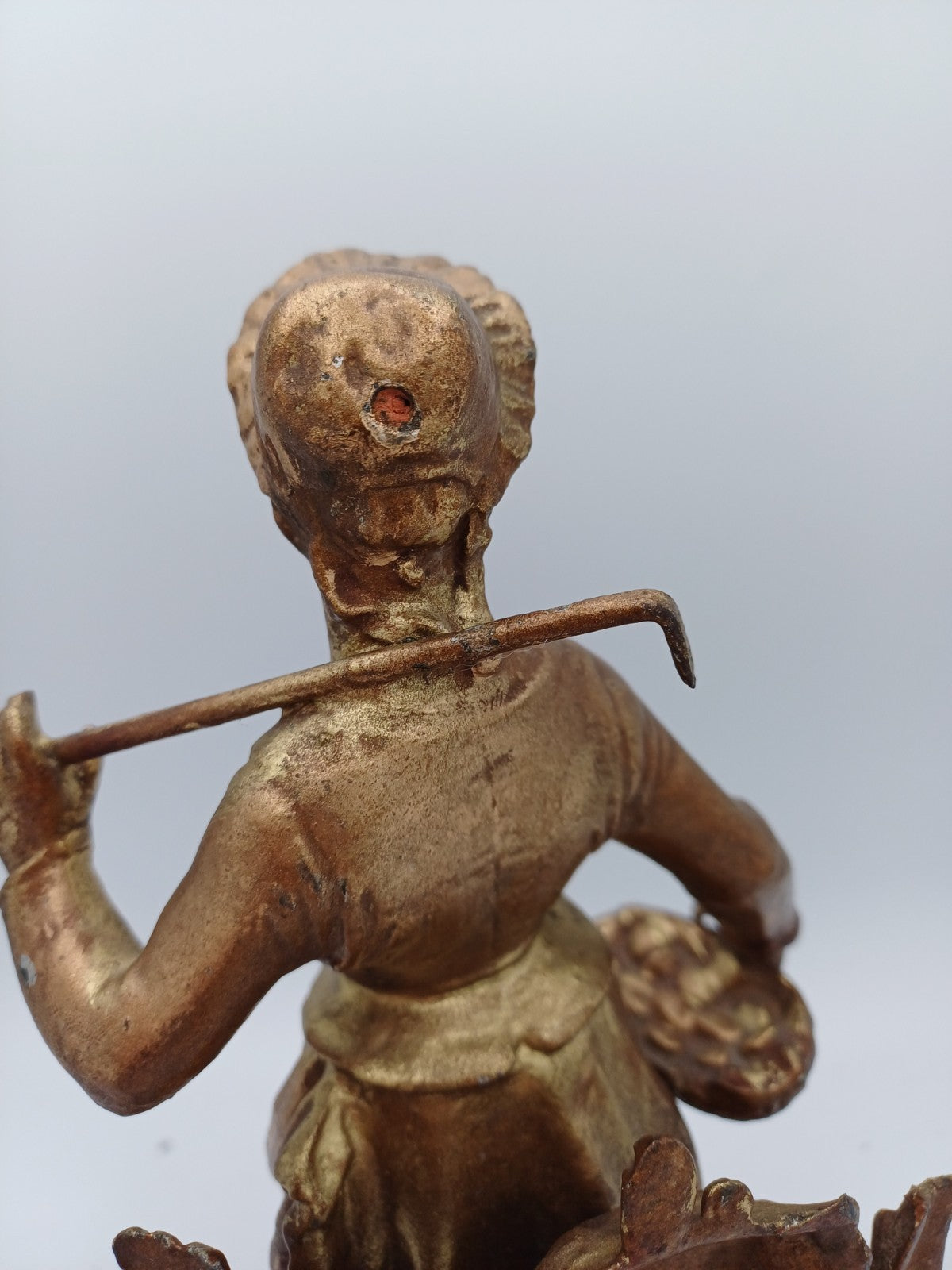 Statuette en régule doré – La femme aux champs - Vintage - Déco