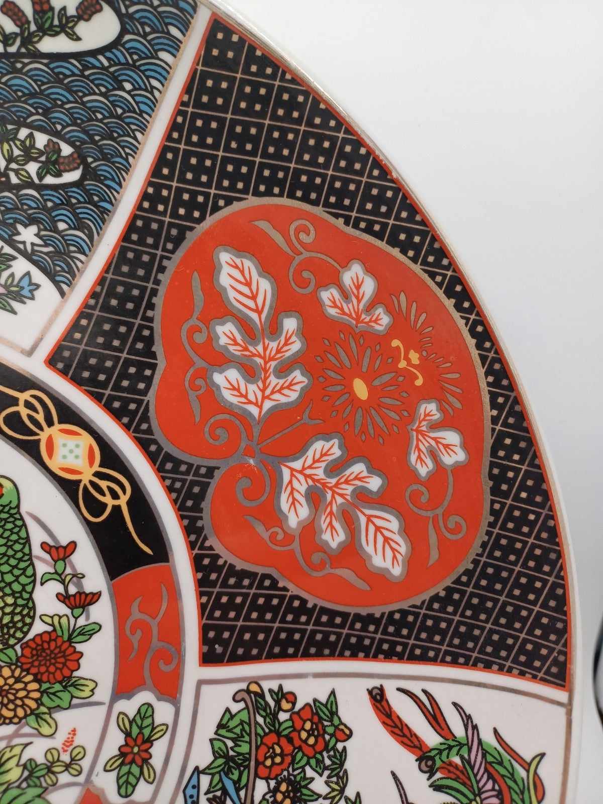 Grand Plat Amarir en Porcelaine Fine de Taous – Maroc AR CONCEPT