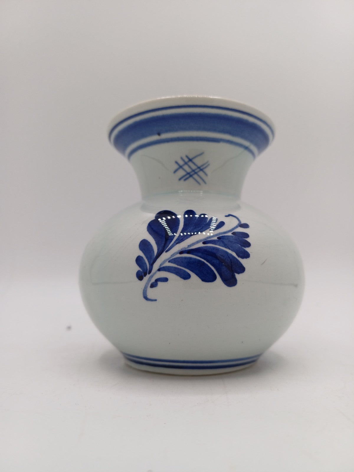 Petit Vase en Faïence de Delft – Décor Bleu Peint à la Main - Pays-Bas AR CONCEPT