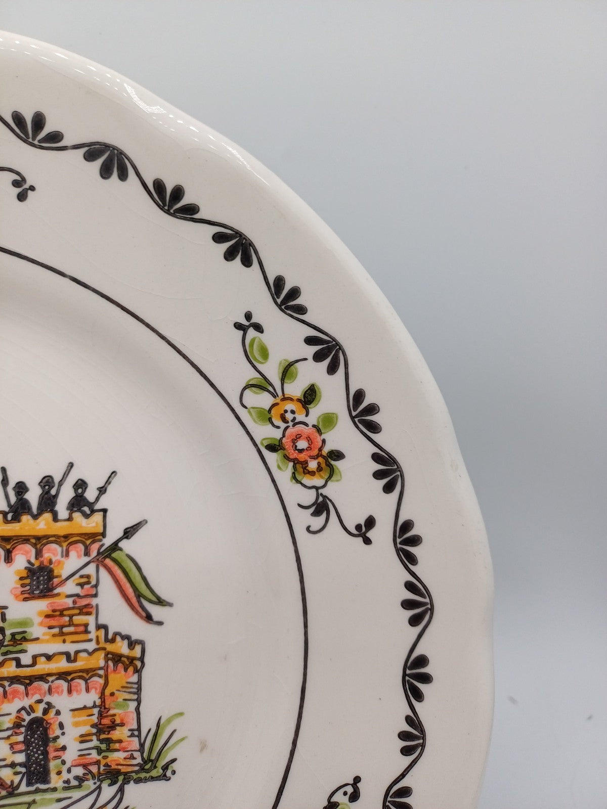 Lot de 2 assiettes commémoratives Révolution 1789 – Ironstone Tableware AR CONCEPT