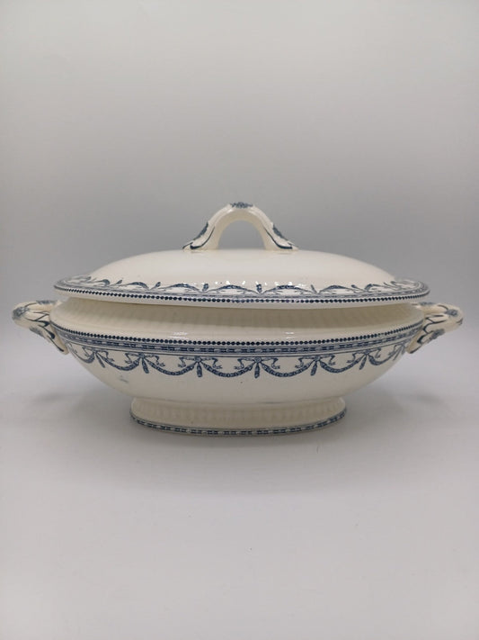 Soupière en Terre de Fer – Salins – Style Louis XVI – Décor Guirlandes AR CONCEPT