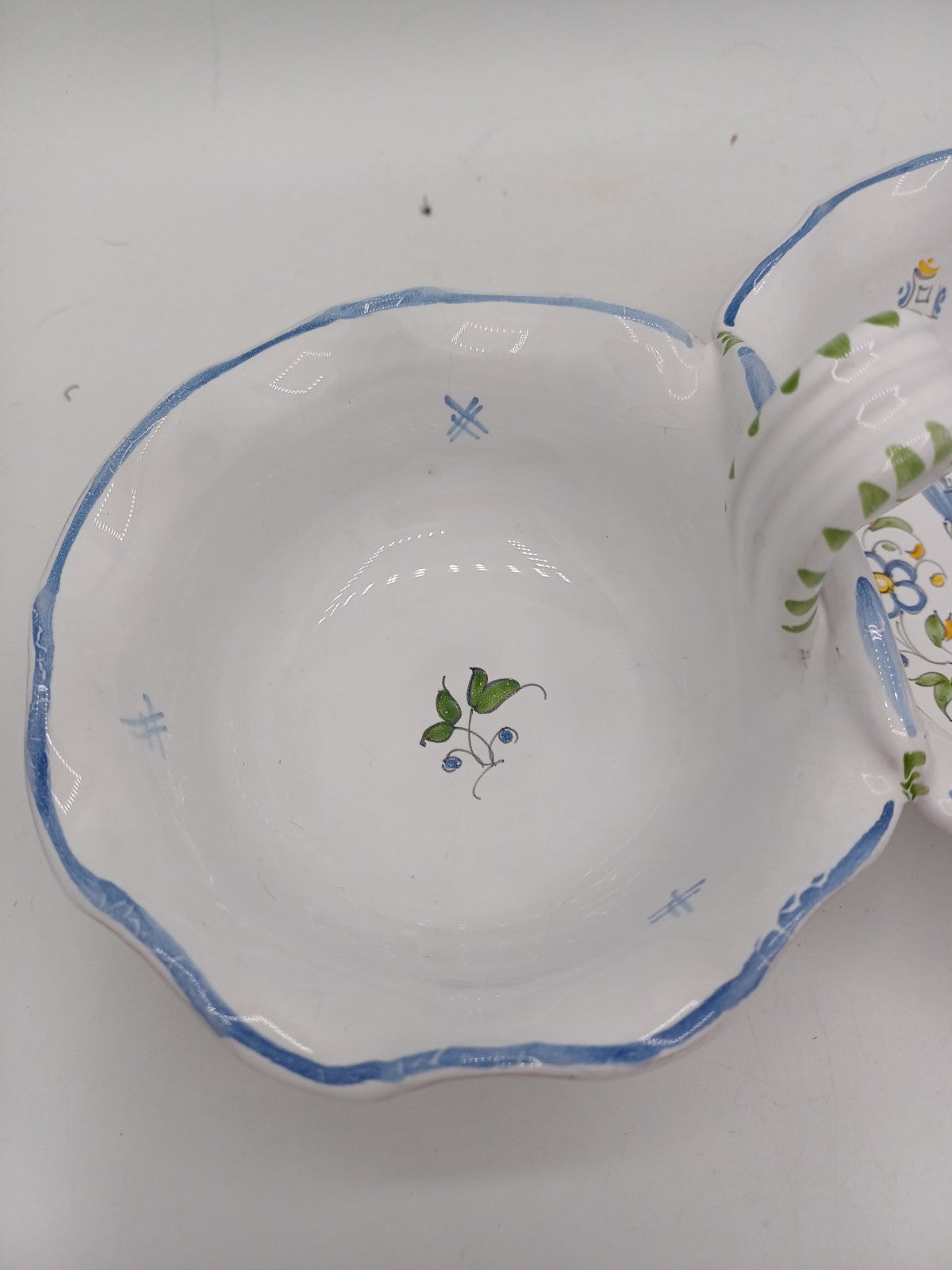 Coupelle à Apéritifs en Faïence de Moustiers – Séraillers à Moustiers AR CONCEPT