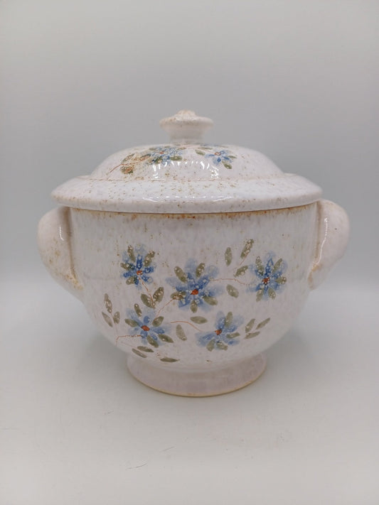 Petite Soupière en Porcelaine à Décor Floral – XXème siècle AR CONCEPT