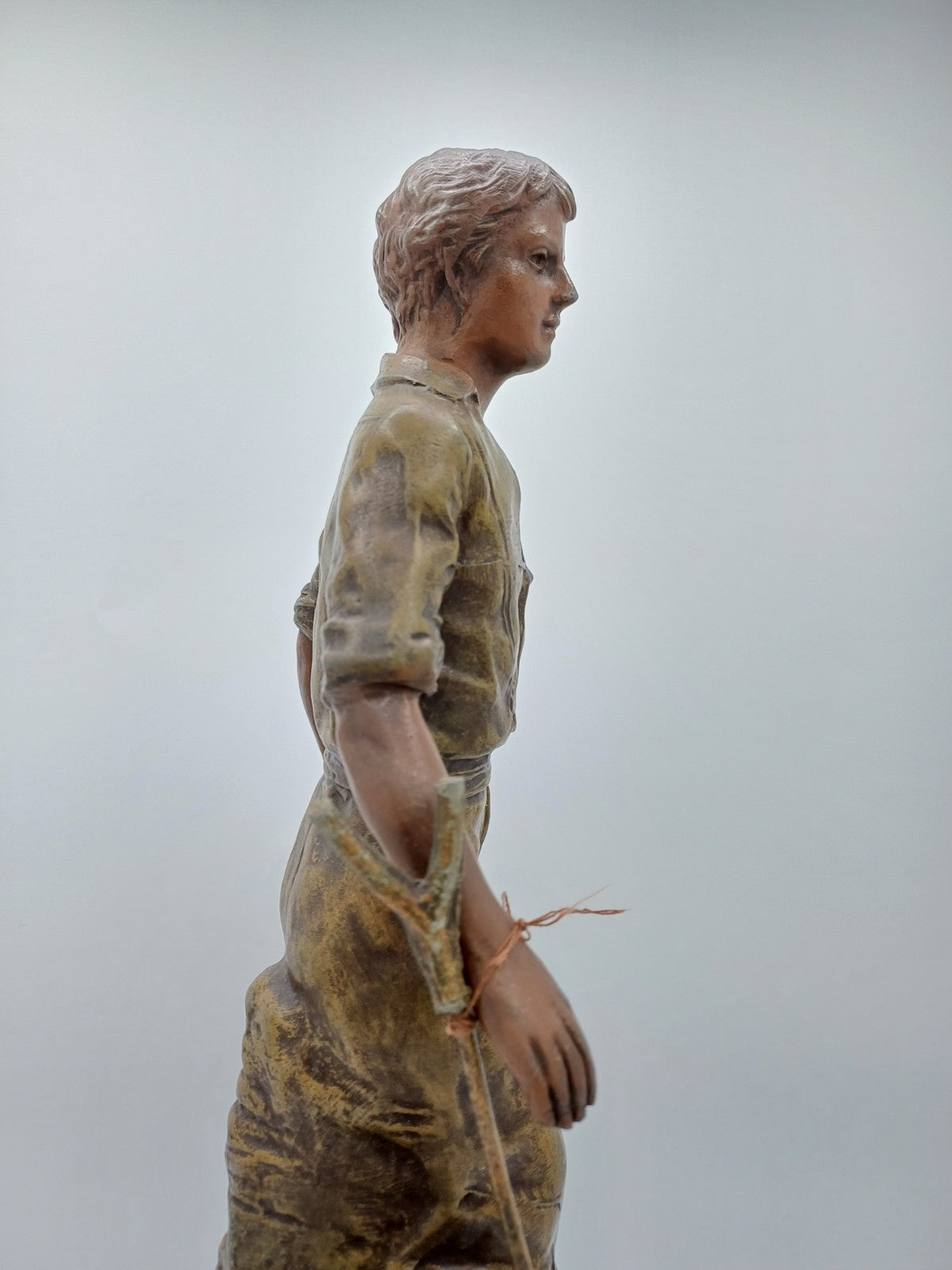 Statue en régule sur socle en bois – "Le Fermier" - Vintage AR CONCEPT