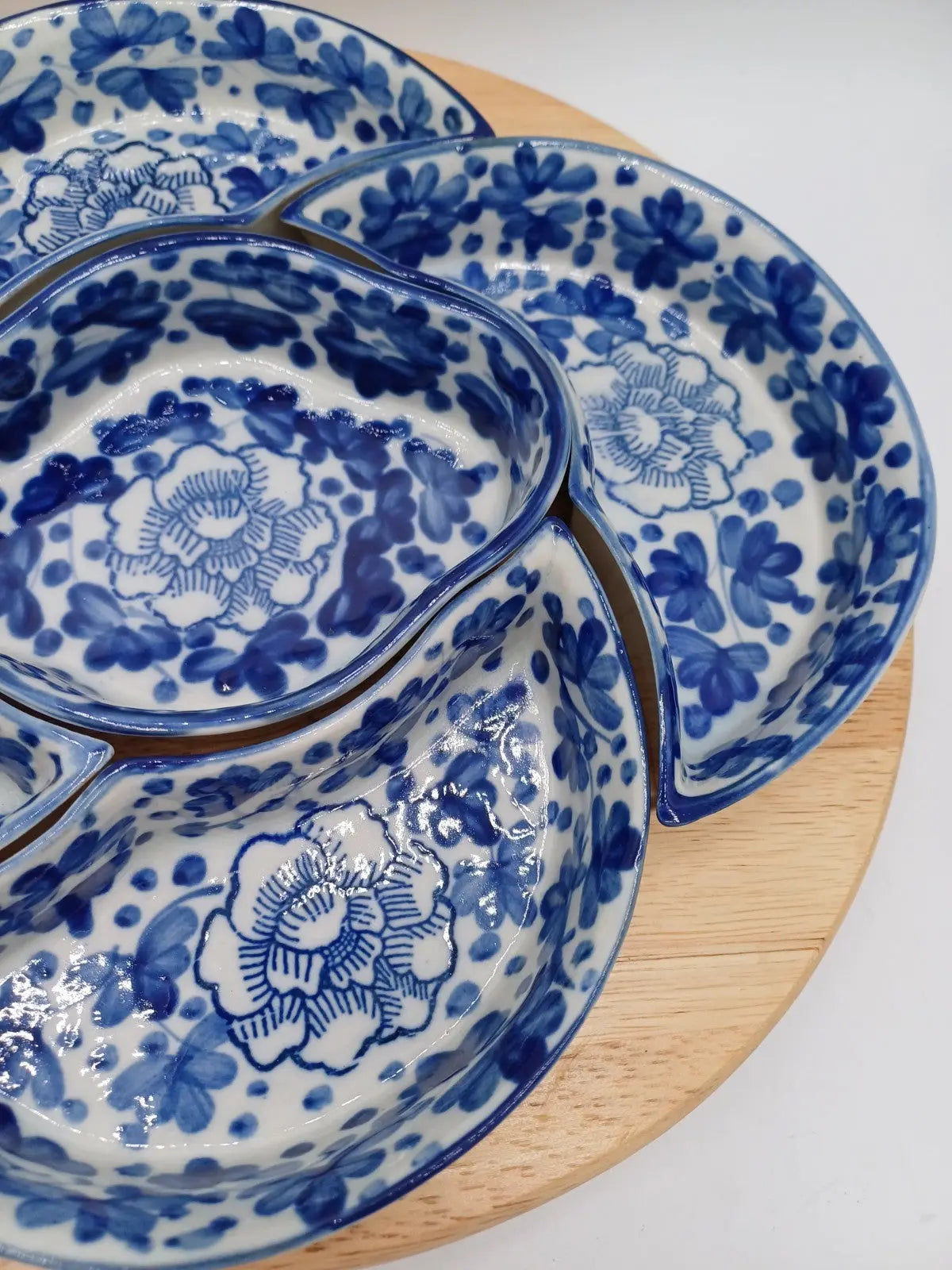 Plateau Tournant à Apéritifs – 5 Compartiments – Décor Floral Bleu Style Delft AR CONCEPT