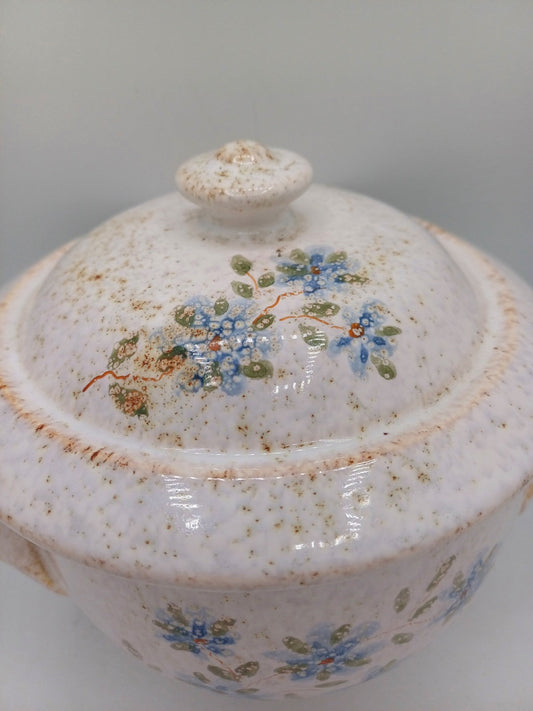 Petite Soupière en Porcelaine à Décor Floral – XXème siècle AR CONCEPT