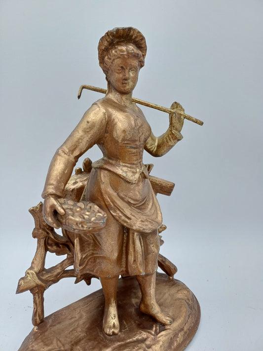 Statuette en régule doré – La femme aux champs - Vintage - Déco