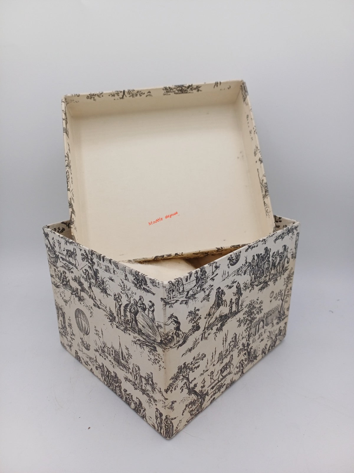 Coupe en étain – Les Étains à la Licorne, Paris - Collection AR CONCEPT