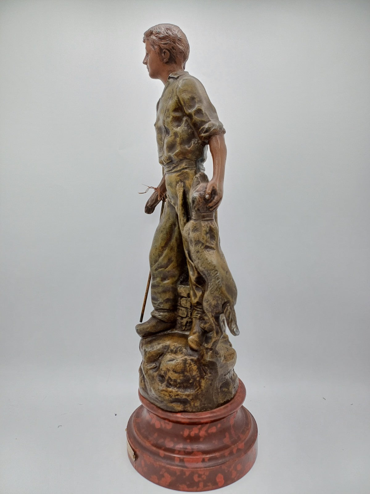 Statue en régule sur socle en bois – "Le Fermier" - Vintage AR CONCEPT