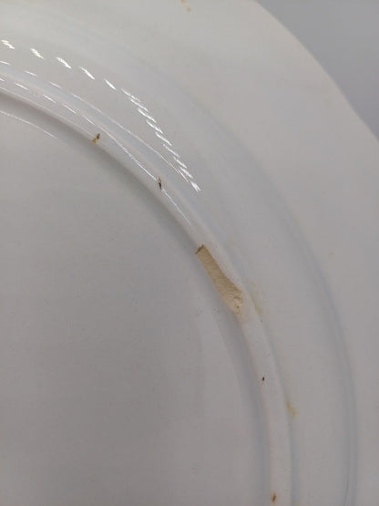 Plat en porcelaine – Décor floral – Lunéville, France - Collection AR CONCEPT