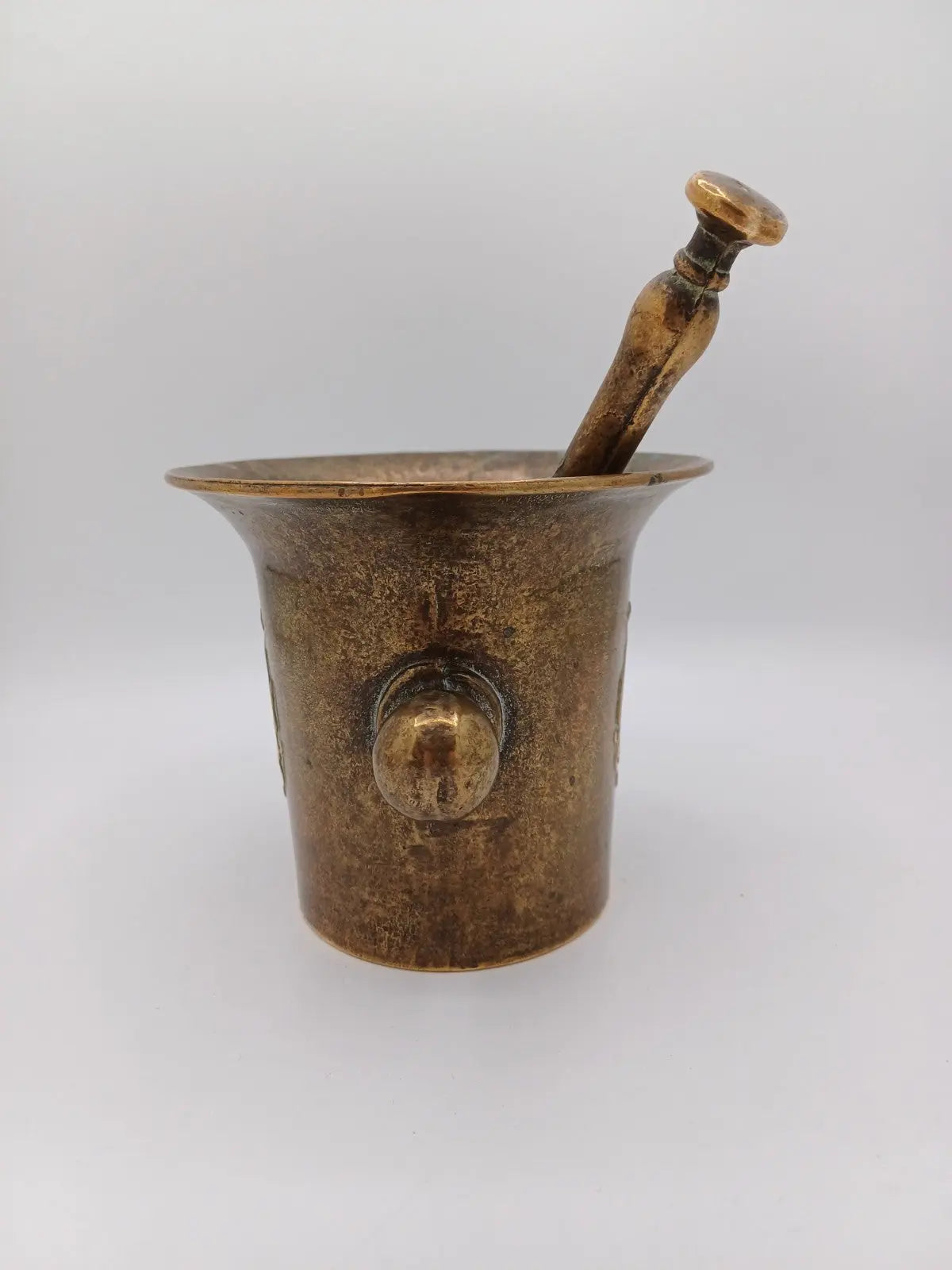 Grand Mortier et Son Pilon en Bronze – Ecusson Lion AR CONCEPT