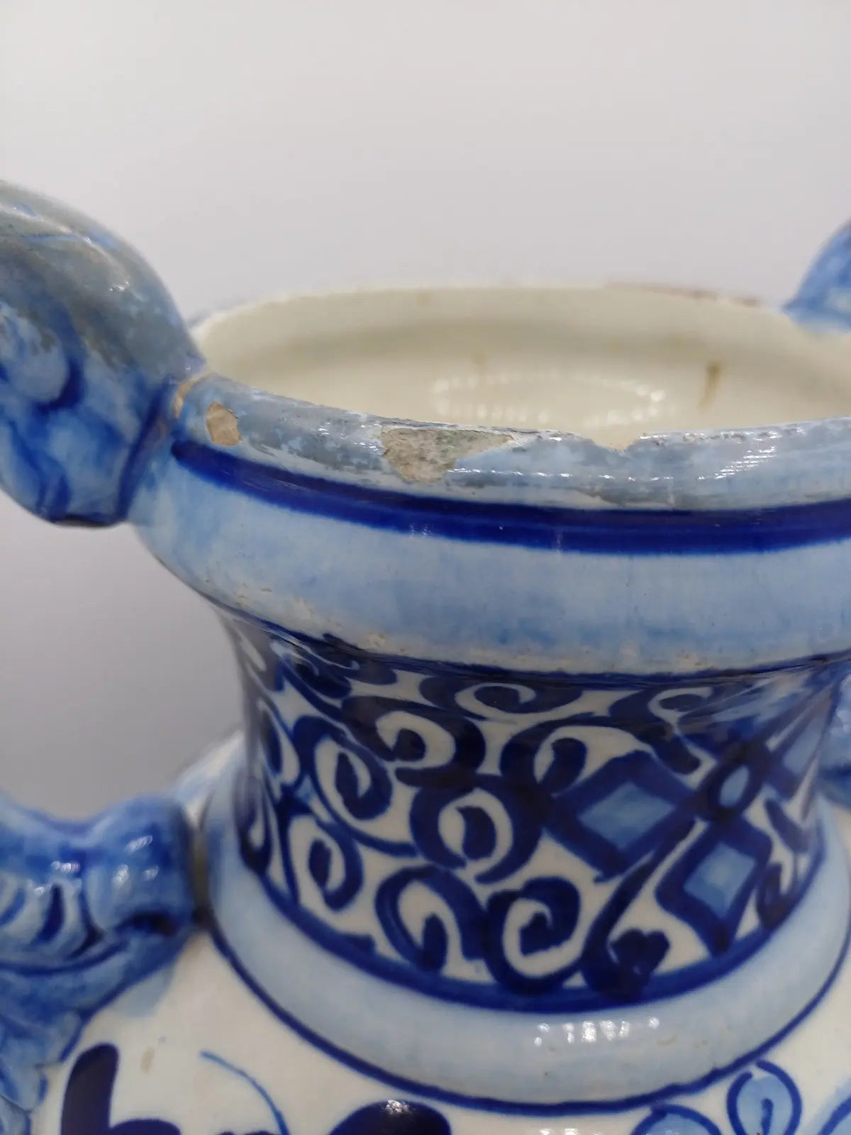 Grand Vase / Potiche à Décor Floral Bleu – Fabriqué en Espagne AR CONCEPT