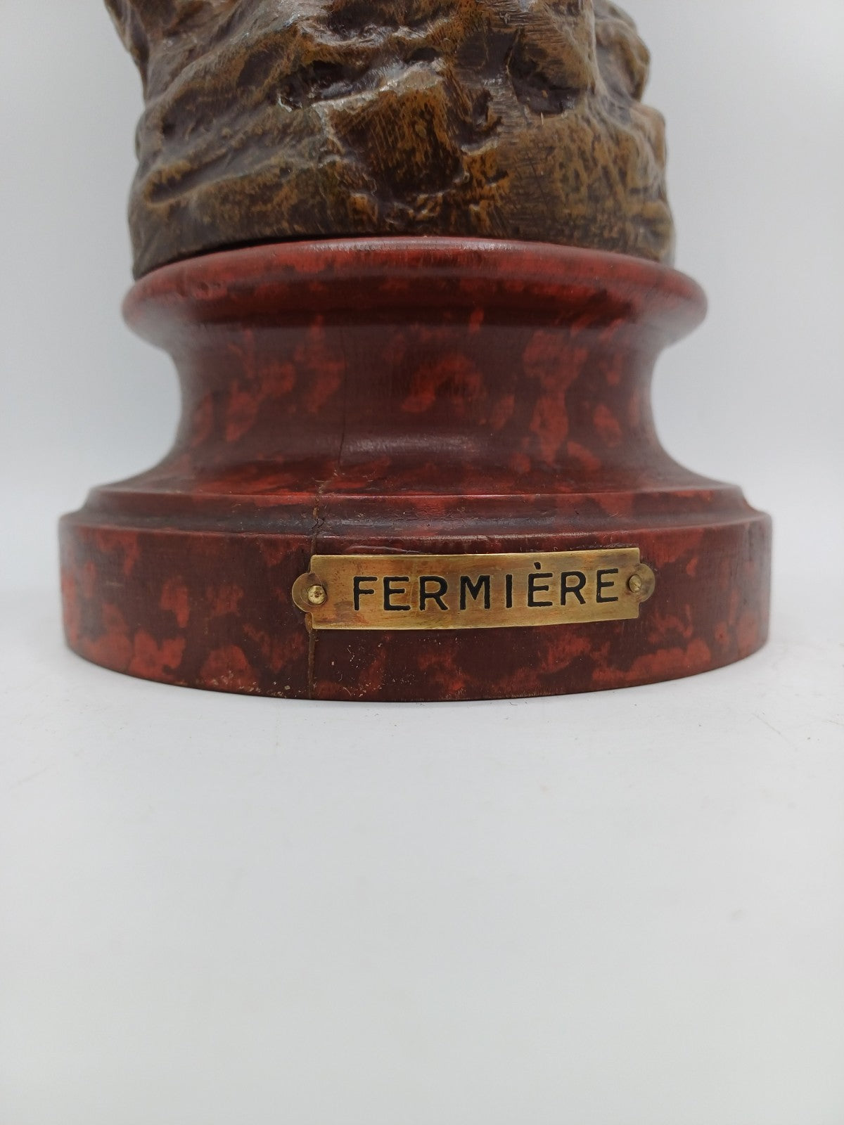 Statue en Régule sur Socle en Bois – "La Fermière" - Vintage AR CONCEPT