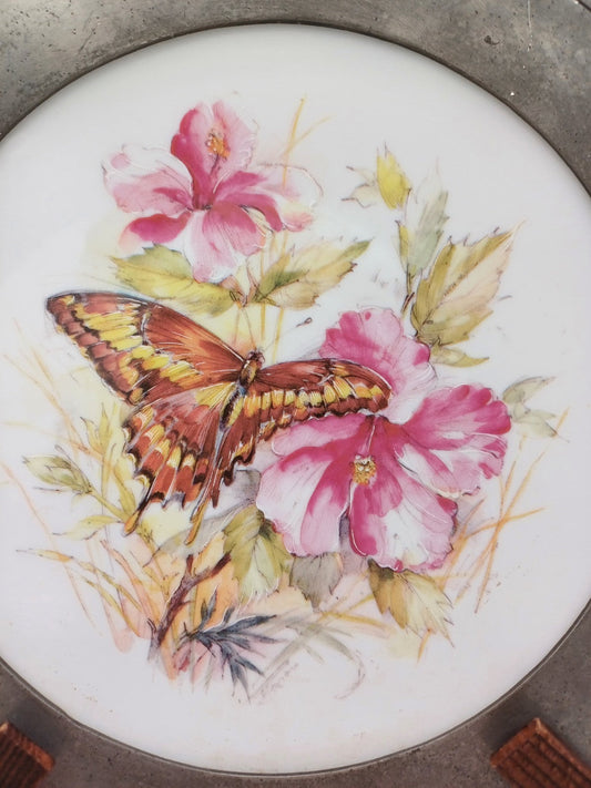 Assiette en Porcelaine de Limoges avec Support en étain AR CONCEPT