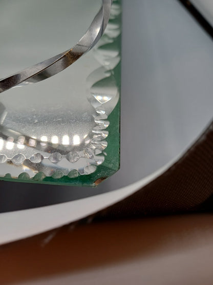 Plateau en verre biseauté torsadé