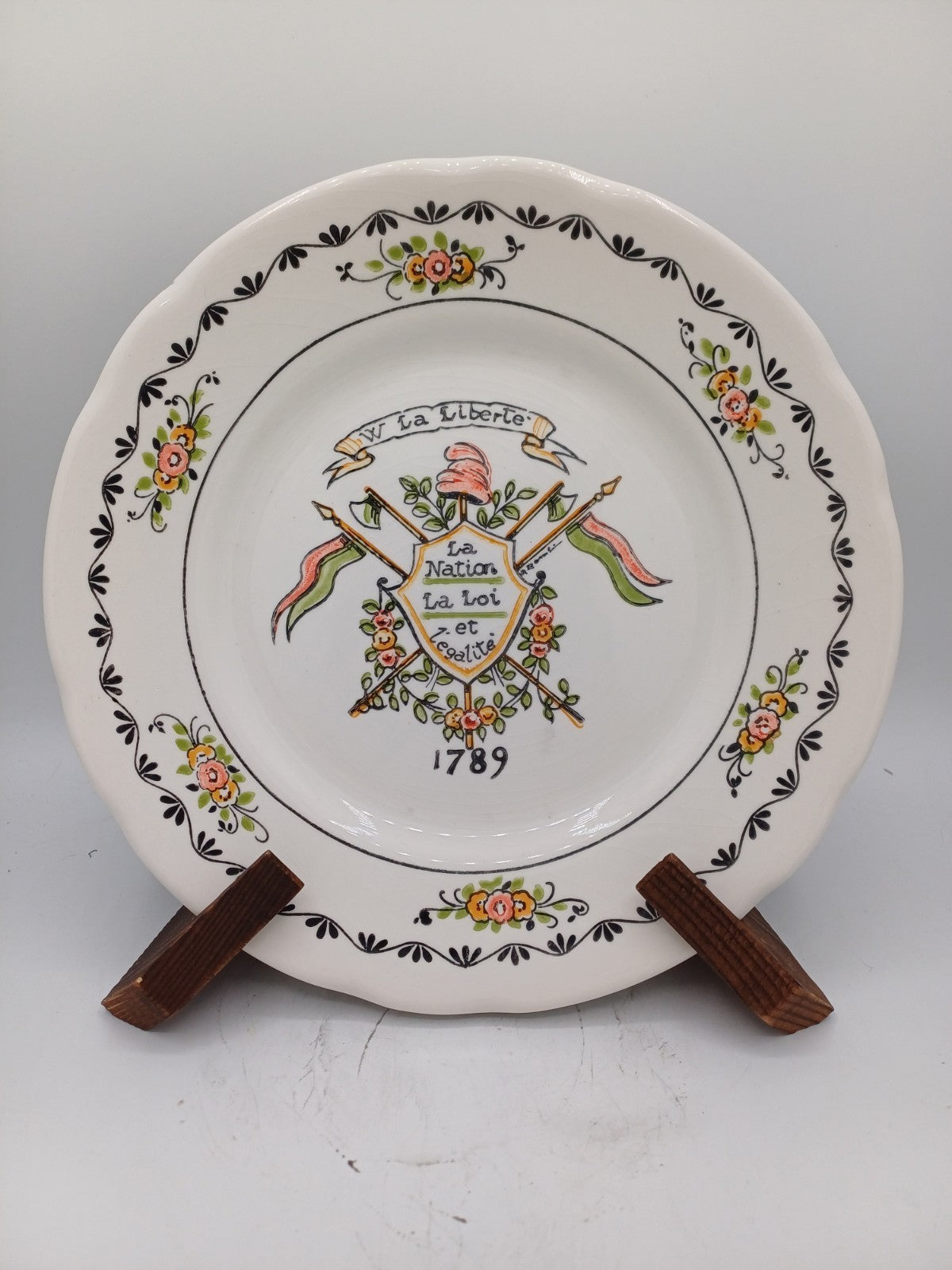 Lot de 2 assiettes commémoratives Révolution 1789 – Ironstone Tableware AR CONCEPT