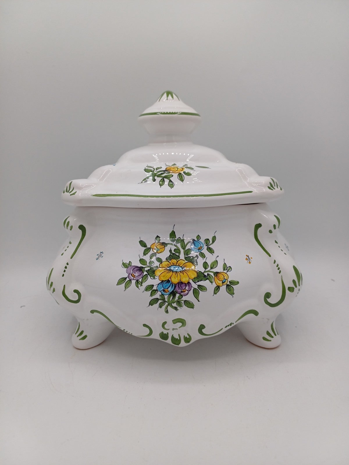 Bonbonnière en Faïence – Faïencerie Dellerie à Moustier - Très bon état AR CONCEPT