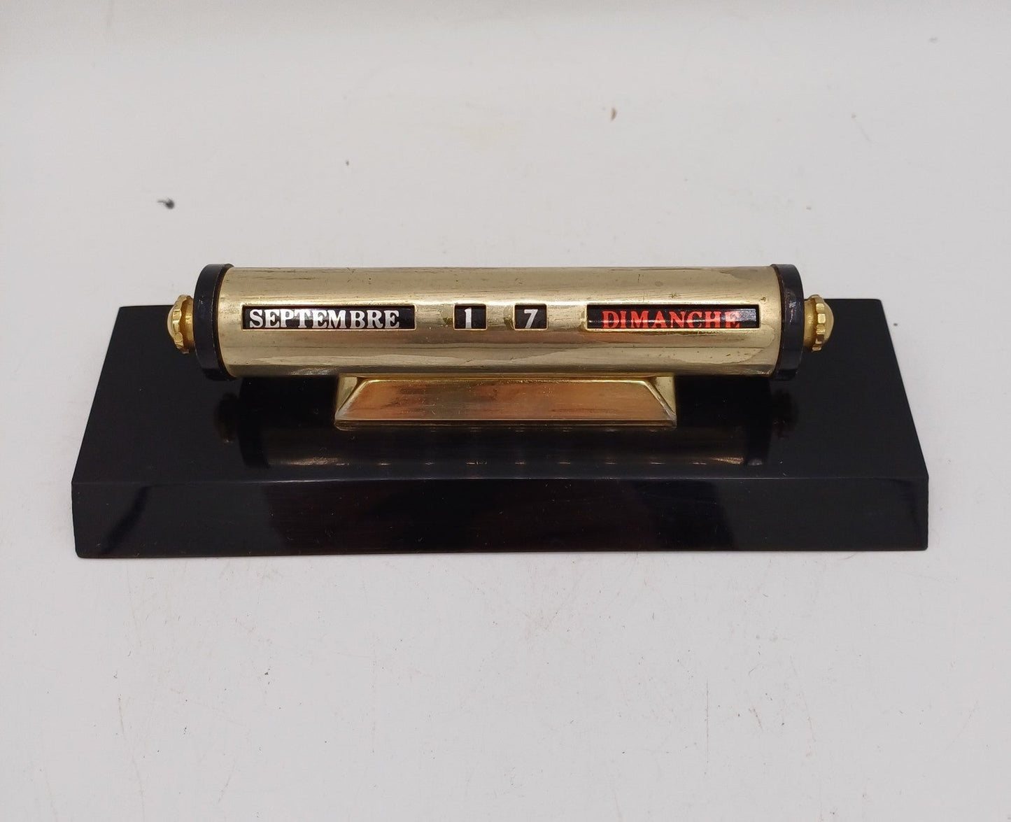 Calendrier perpétuel à rouleau doré – Vintage AR CONCEPT