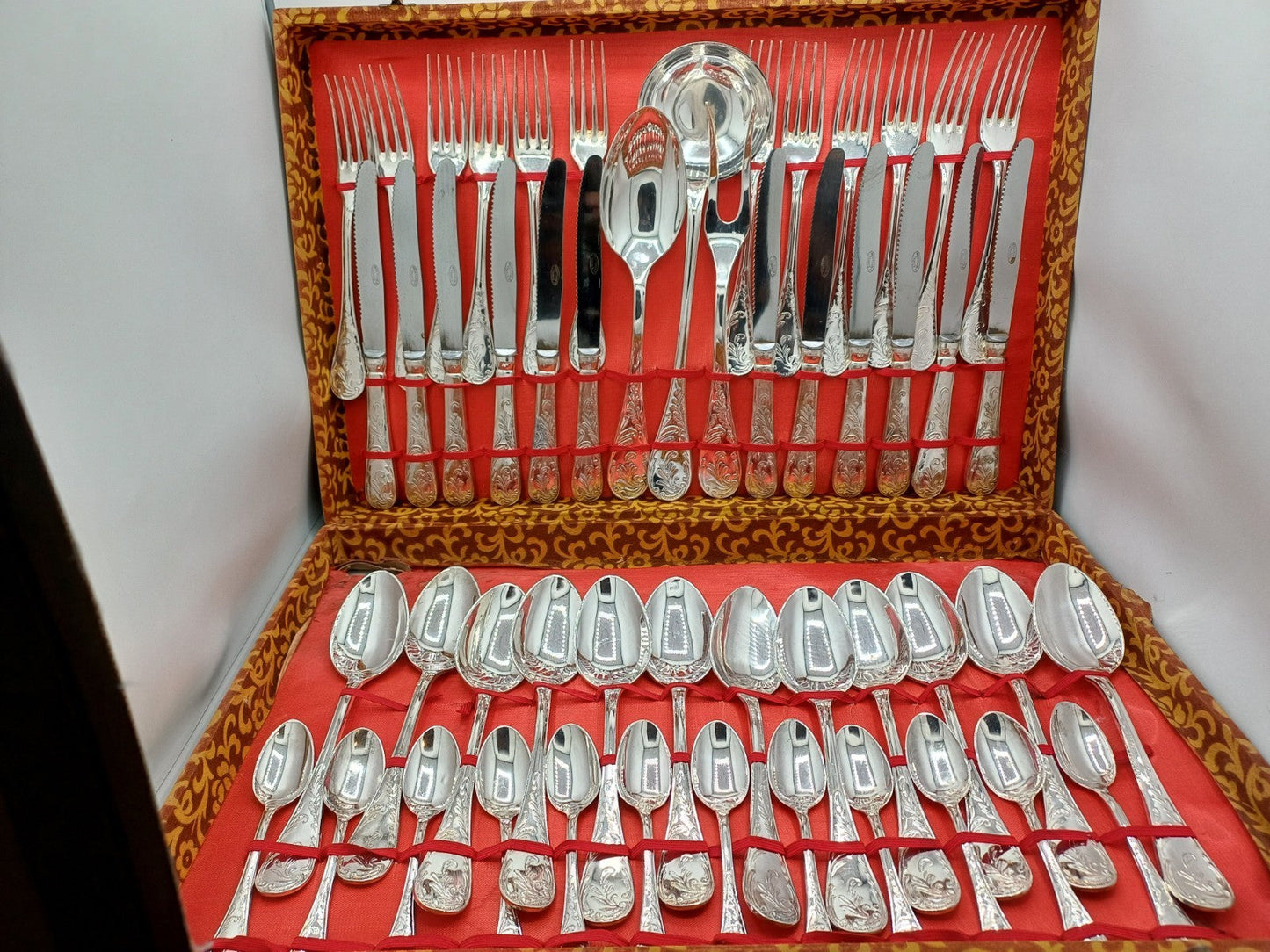 Ménagère en Métal Argenté et Inox – 51 Pièces AR CONCEPT