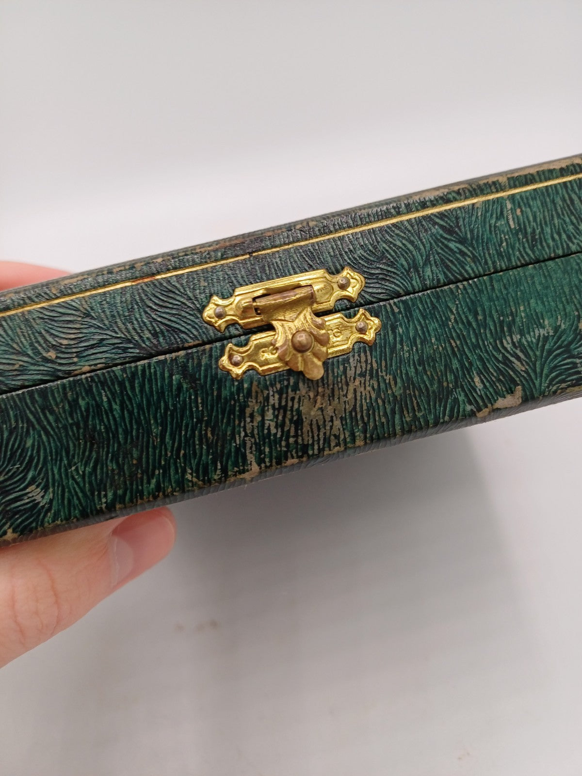 Lot de 12 cuillères à café – F. Hugon Bijoutier Millau – Métal argenté