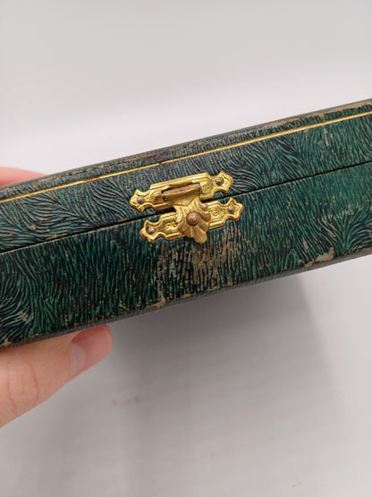 Lot de 12 cuillères à café – F. Hugon Bijoutier Millau – Métal argenté