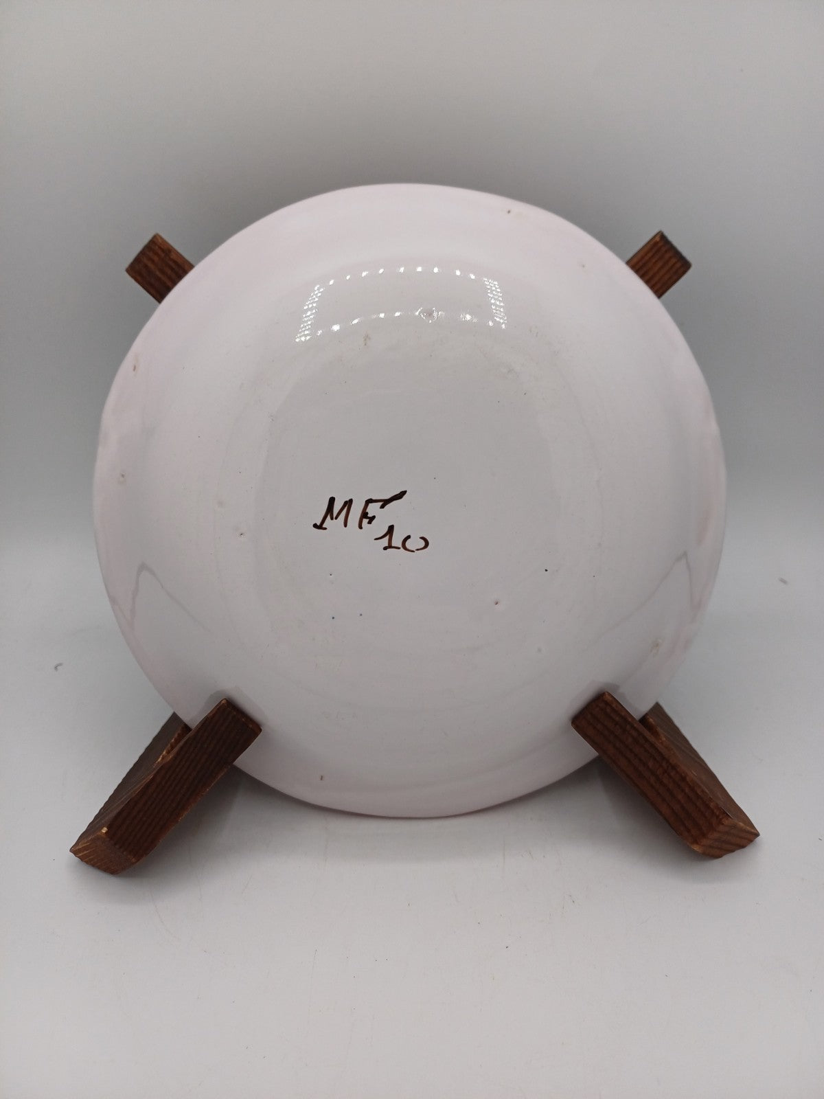 Assiette Creuse en Faïence Signée – Style Martres Toscanes - Collection AR CONCEPT