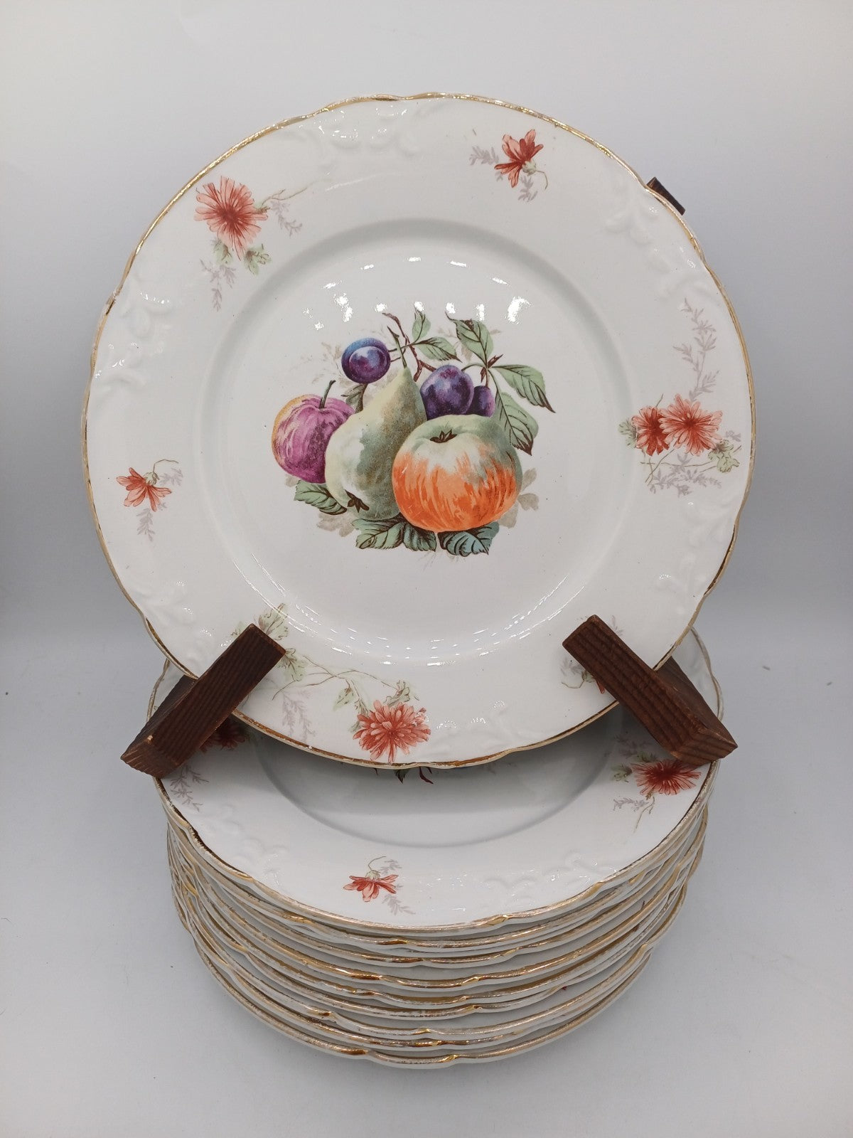 Lot de 11 Assiettes à Dessert – Luneville, France – Décor Floral et Fruité AR CONCEPT