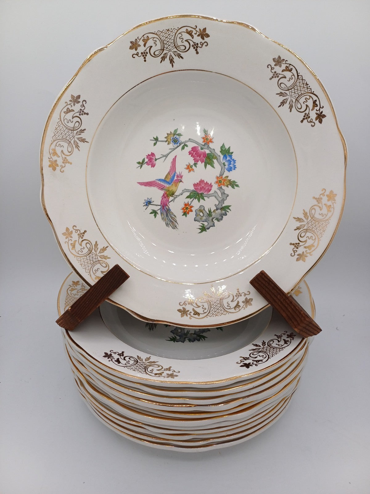 Lot de 12 assiettes creuses – Porcelaine de Lunéville – Décor floral AR CONCEPT