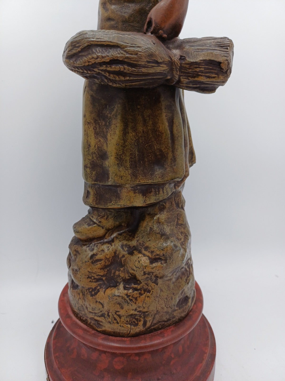 Statue en Régule sur Socle en Bois – "La Fermière" - Vintage AR CONCEPT