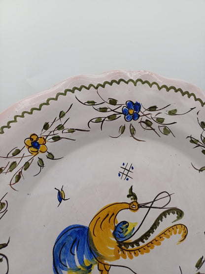 Plat en Terre Polie Peint à la Main – Signé Jean Paulet – XXème siècle AR CONCEPT