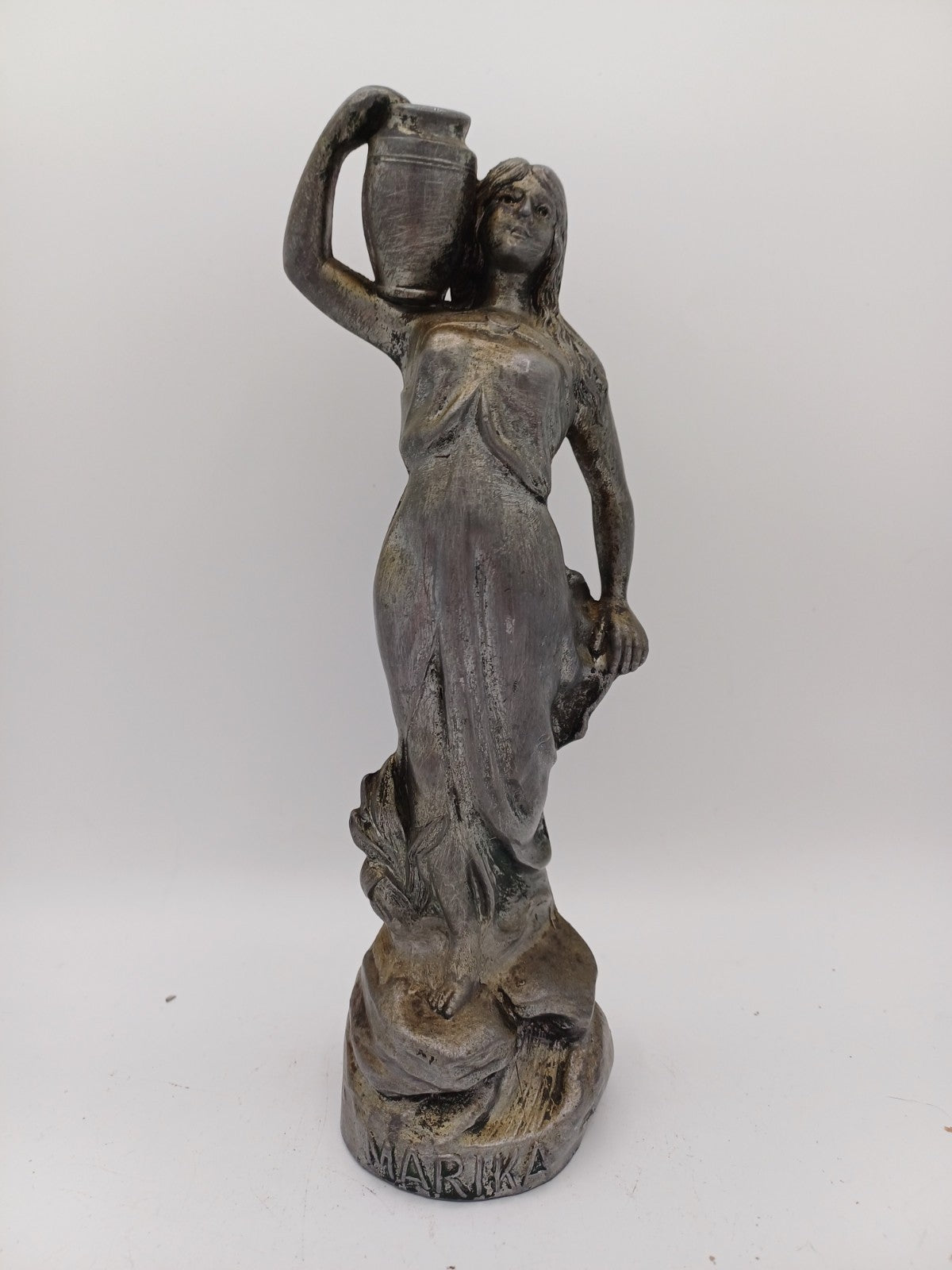 Statuette en régule argenté signée Rucho – "Marika" - Vintage - Déco Intérieur