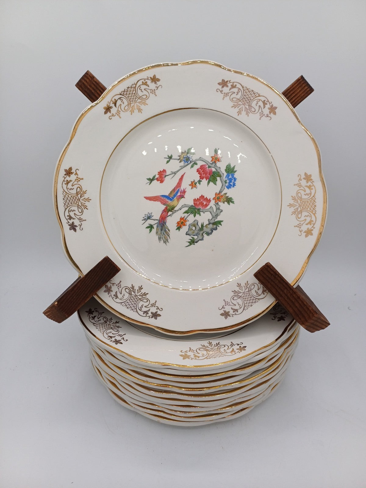 Lot de 12 assiettes à dessert – Porcelaine de Lunéville – Décor floral AR CONCEPT