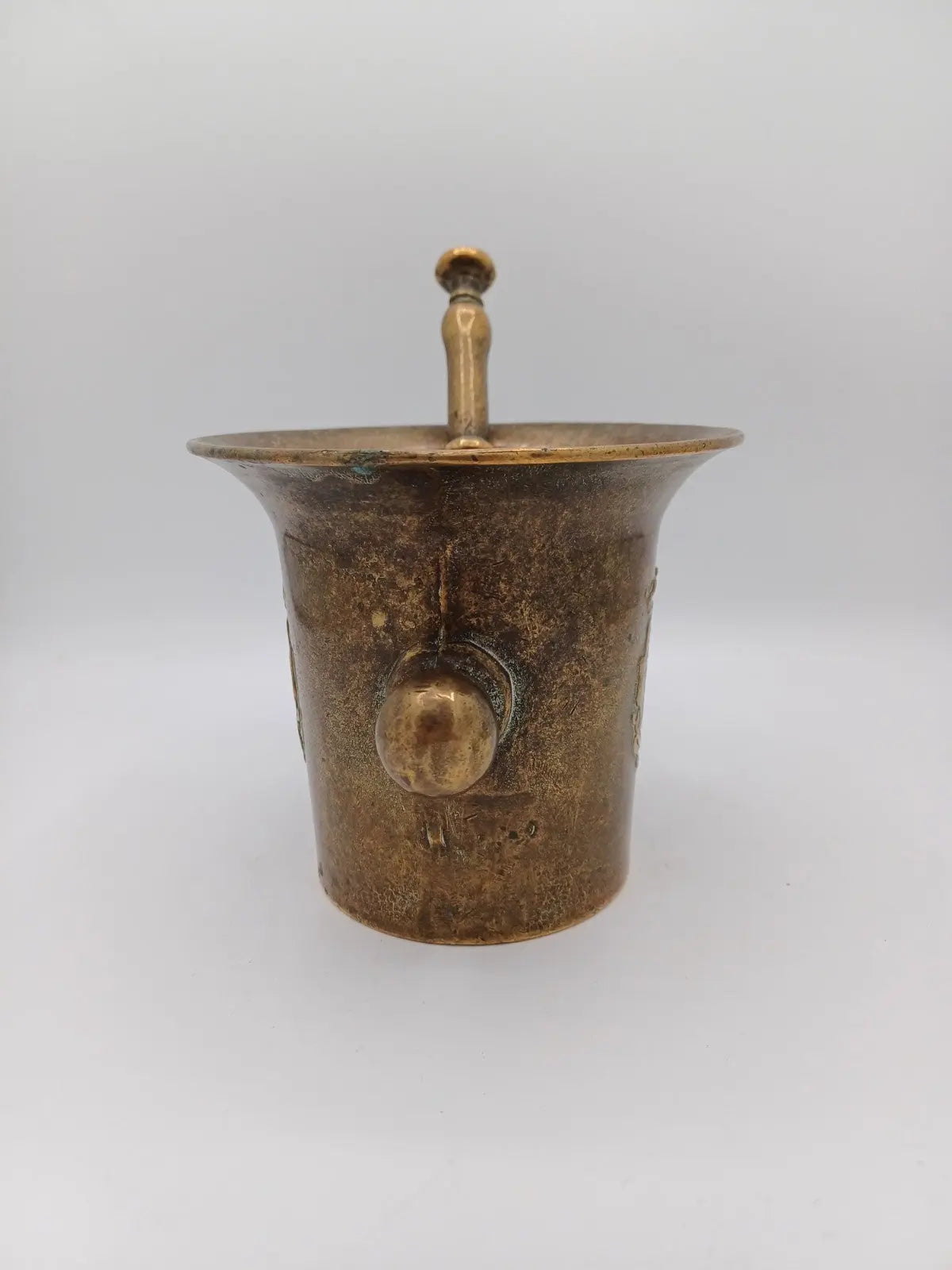 Grand Mortier et Son Pilon en Bronze – Ecusson Lion AR CONCEPT